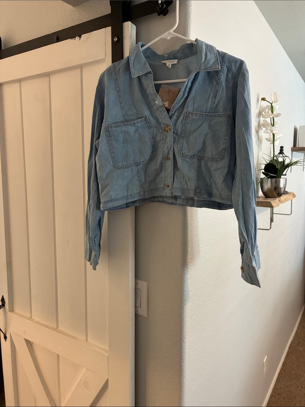 NWT!! Blu Pepper Light Wash Cropped Denim Top